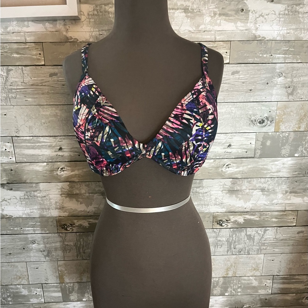 NWOT pink bra